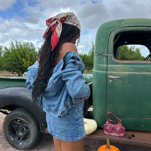 Meet your Posher, Dajae - Picture 1 of 1